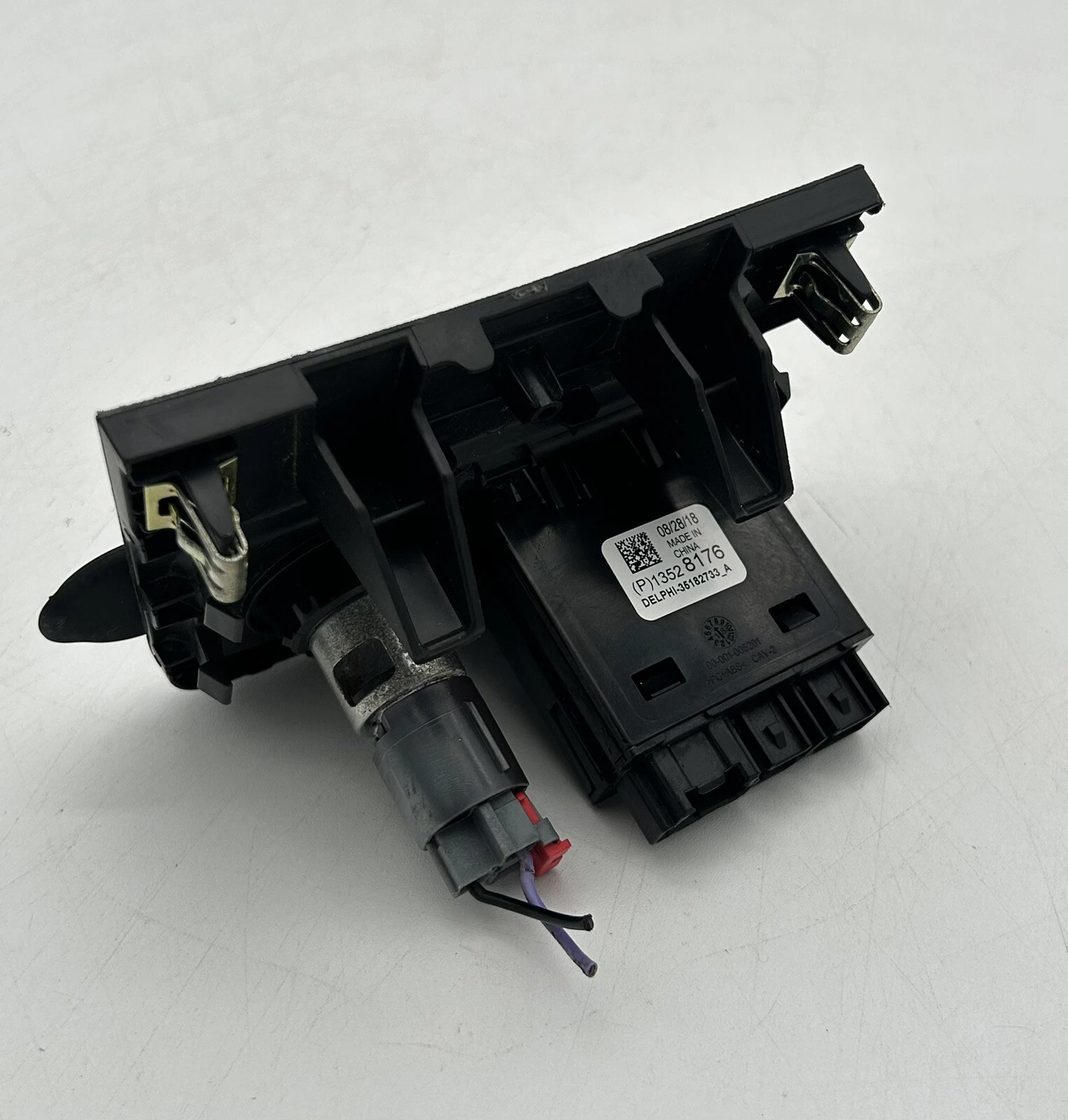 2014-2019 DODGE RAM PROMASTER 2500 GENUINE GM BLACK USB PORT 13529873 OEM ⭐️⭐️⭐️ - Image 10