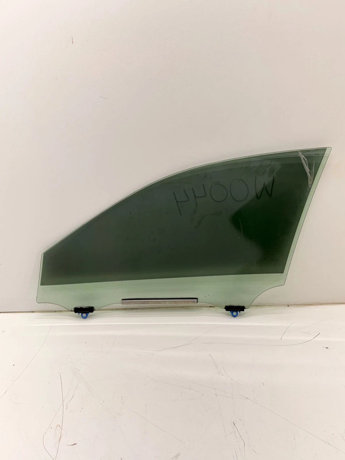 2014-2015 Lexus IS250 Front Right Door Window Glass Panel 1511 OEM - Image 2