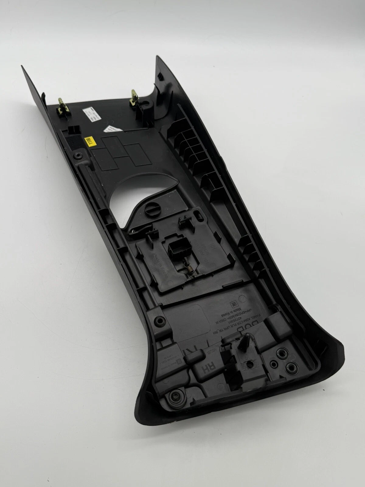 2020-2022 BUICK ENCORE GX RIGHT SIDE CENTER B PILLAR UPPER TRIM COVER PANEL OEM - Image 8