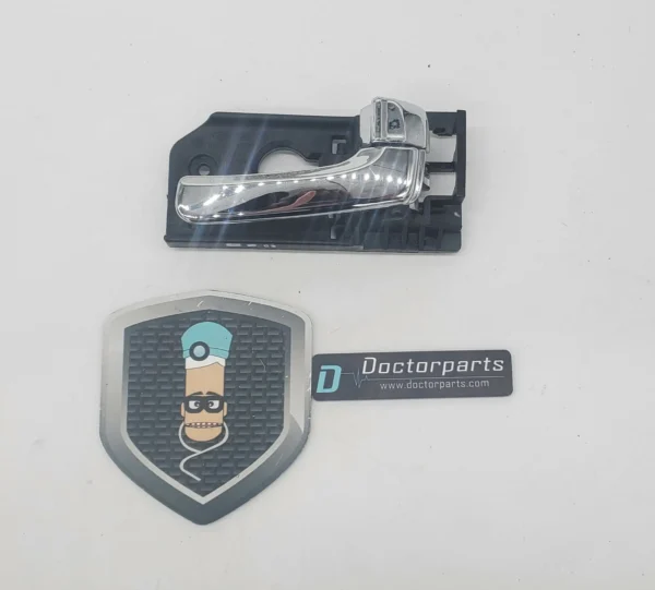Interior Door Handle For 2006-2012 Kia Sedona 2007-2008 Hyundai Entourage Chrome