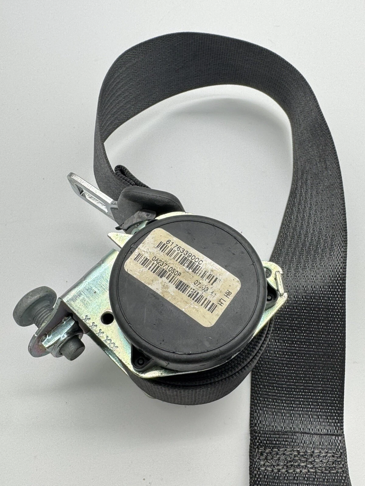 2011-2016 CHEVROLET CRUZE LH LEFT REAR DRIVER SEAT BELT RETRACTOR OEM - Image 5