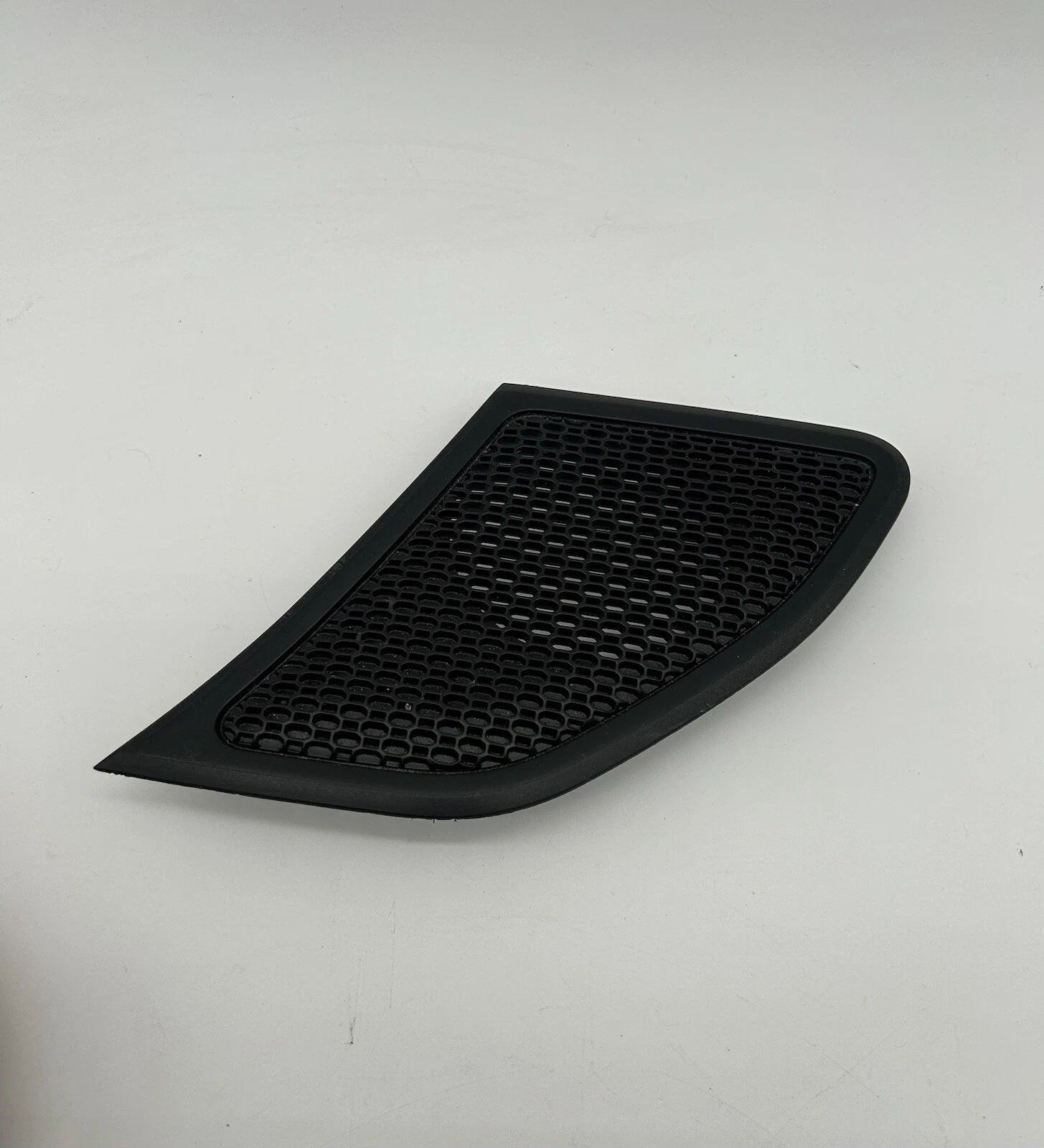 2019-23 DODGE RAM 1500 FRONT LEFT DRIVER SIDE DASH AUDIO SPEAKER COVER GRILL OEM - Image 5