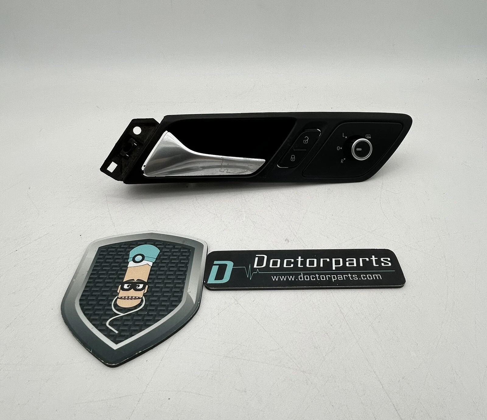 2011-2015 VOLKSWAGEN JETTA FRONT DRIVER INTERIOR DOOR HANDLE PULL OEM ⭐️⭐️
