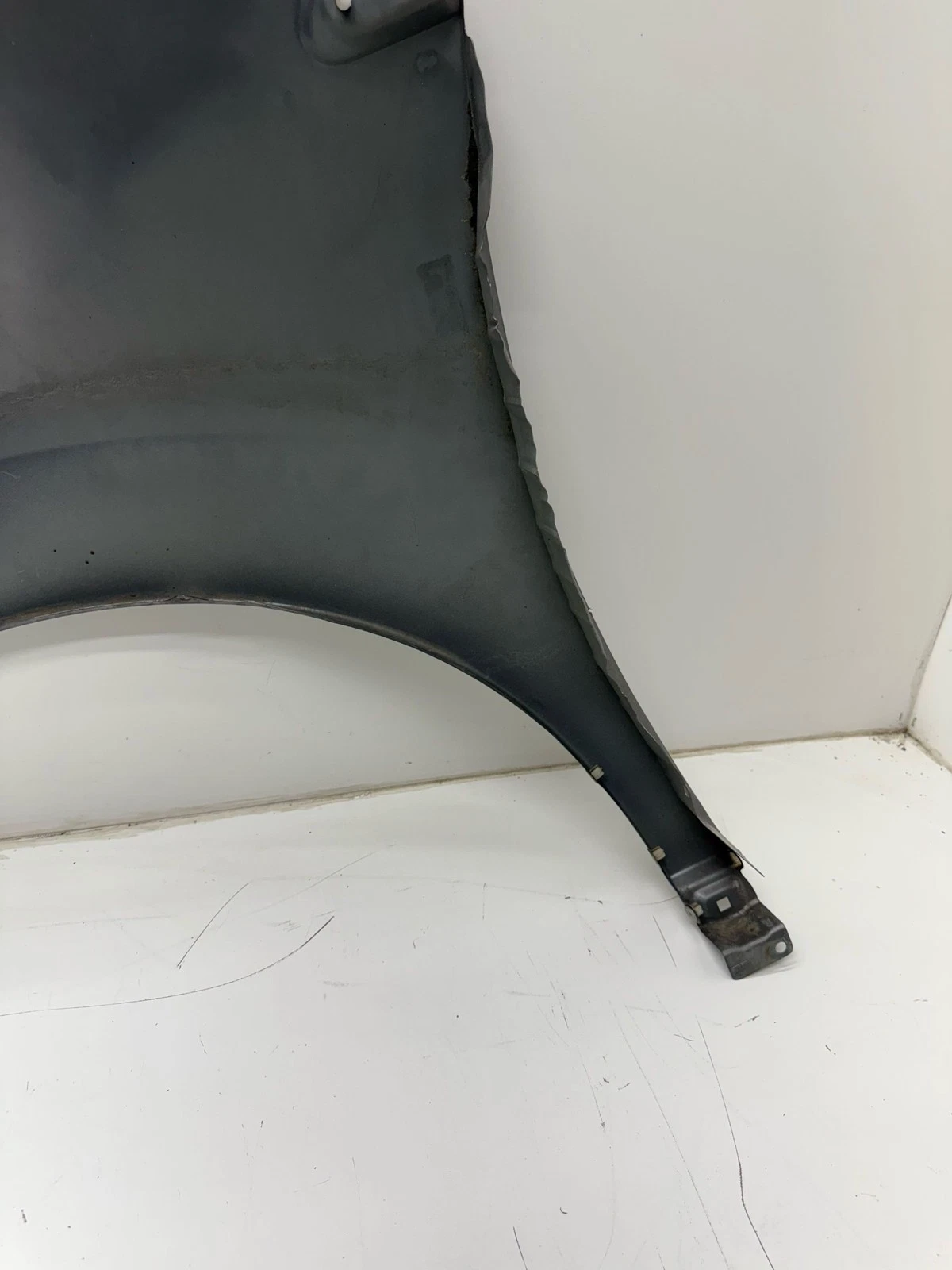 RH2011- 2017 NISSAN QUEST RIGHT PASSENGER SIDE FENDER OEM GREY - Image 7