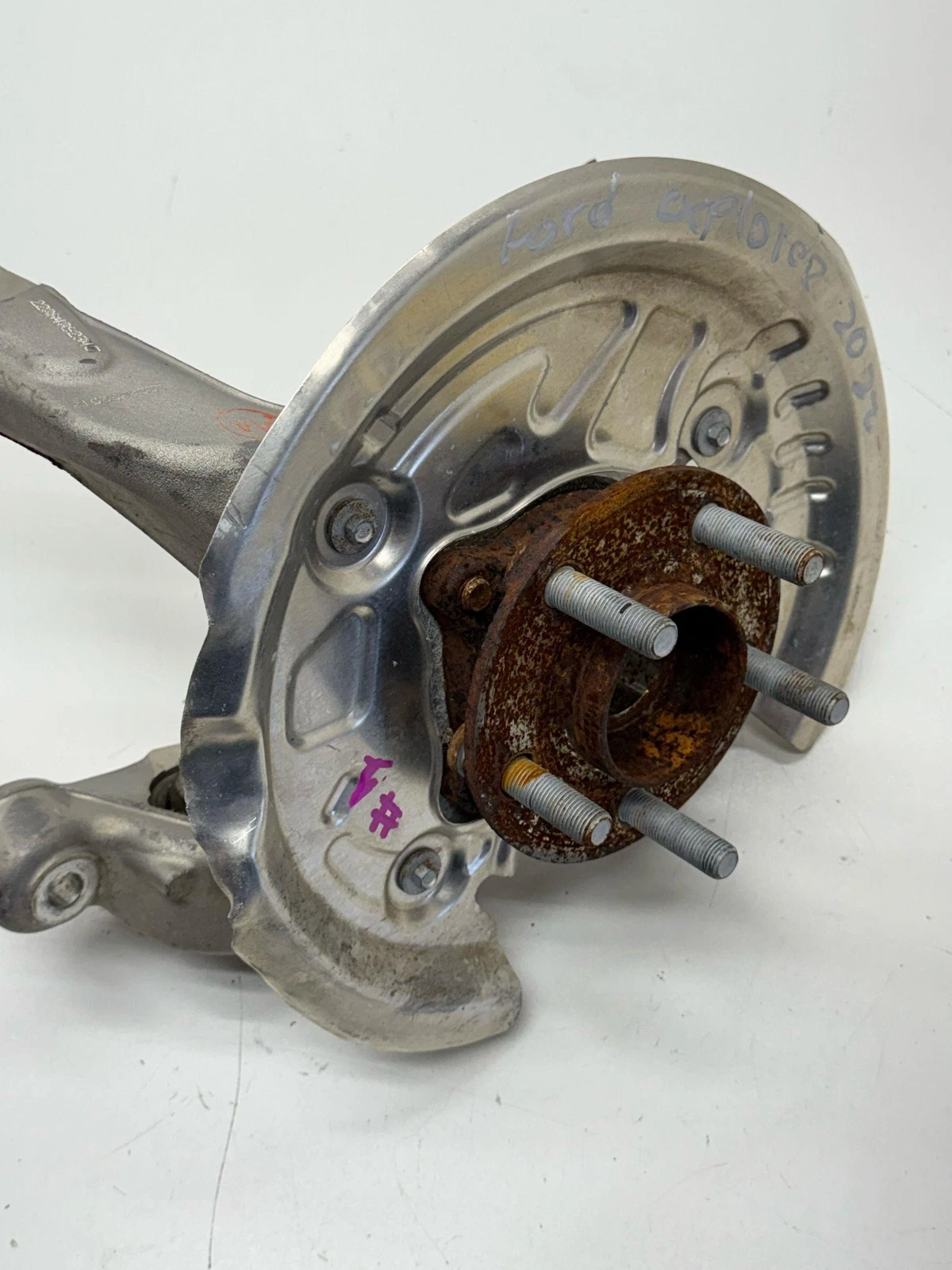 2020 - 2025 FORD EXPLORER REAR LEFT SIDE SPINDLE KNUCKLE & HUB OEM LB5C5B759A - Image 4