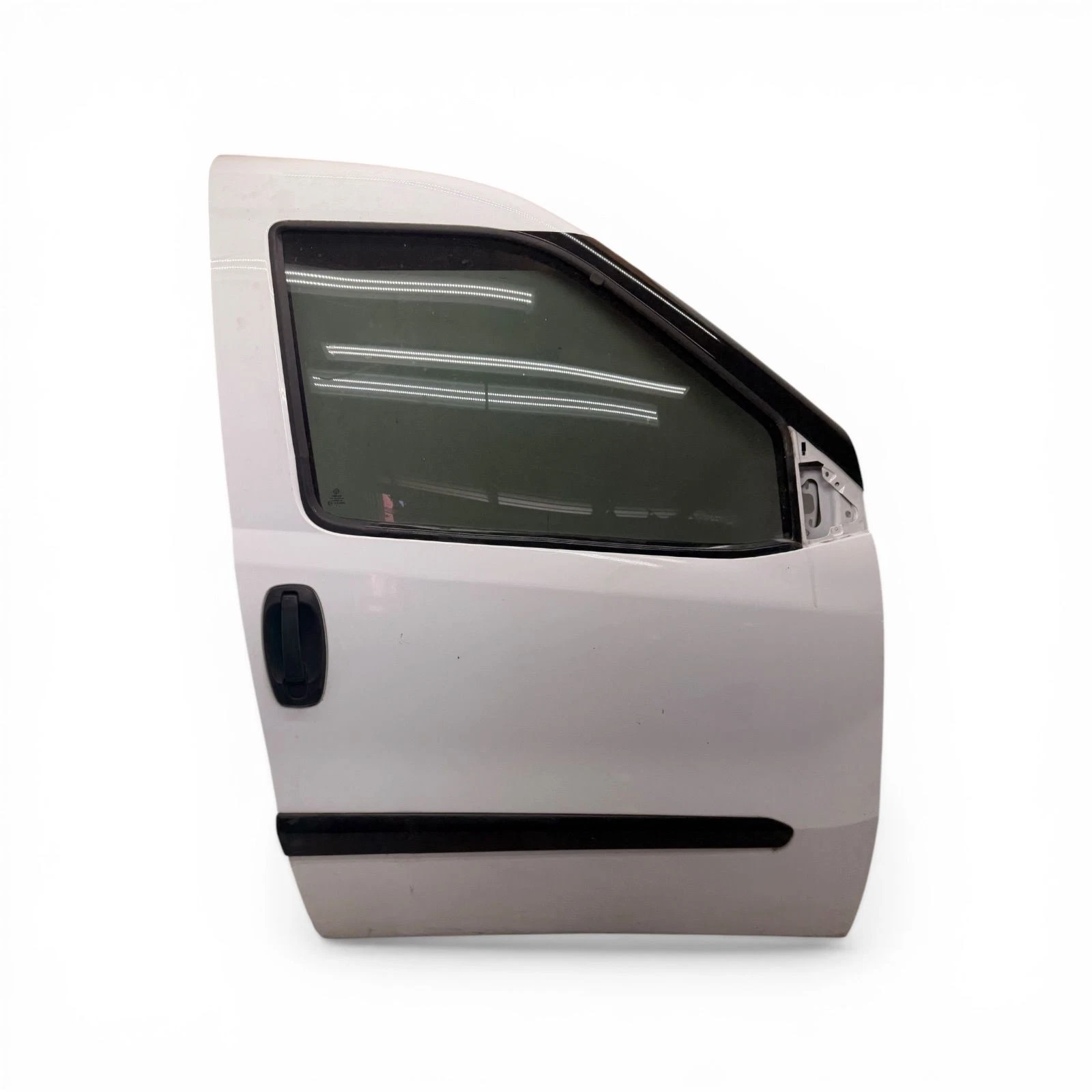 RH2015-2022 DODGE RAM PROMASTER CITY RIGHT SIDE FRONT DOOR COMPLETE (OEM) - Image 2