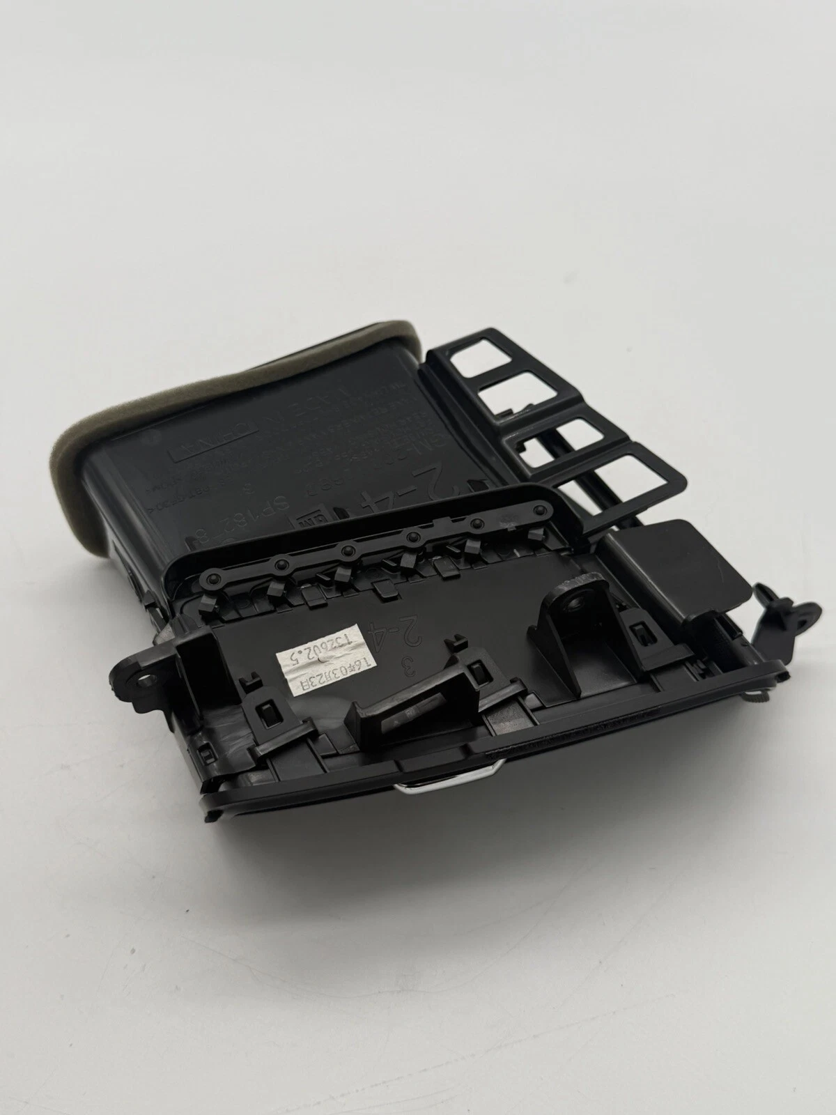 2015 - 2018 CHEVROLET SILVERADO 1500 RIGHT DASH AIR VENT 20943683 OEM - Image 7
