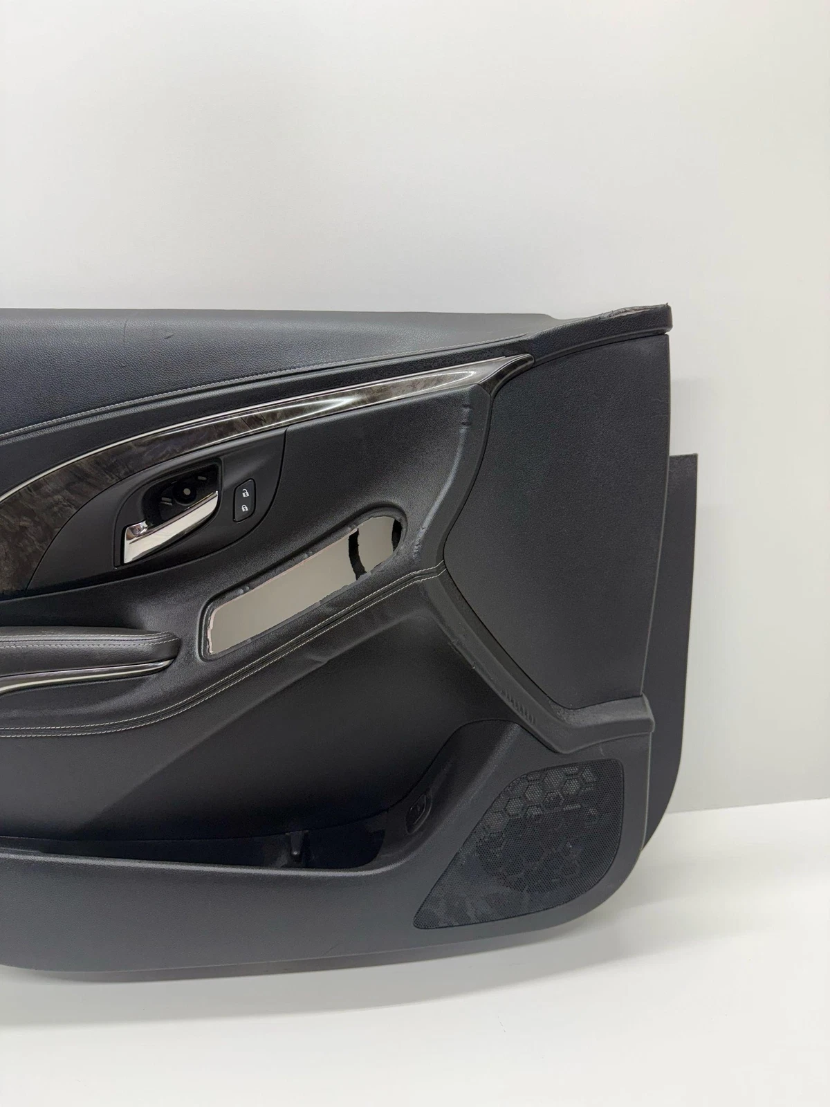 2010-16 Buick LaCrosse Front Left Driver Side Interior Door Panel Black OEM - Image 12