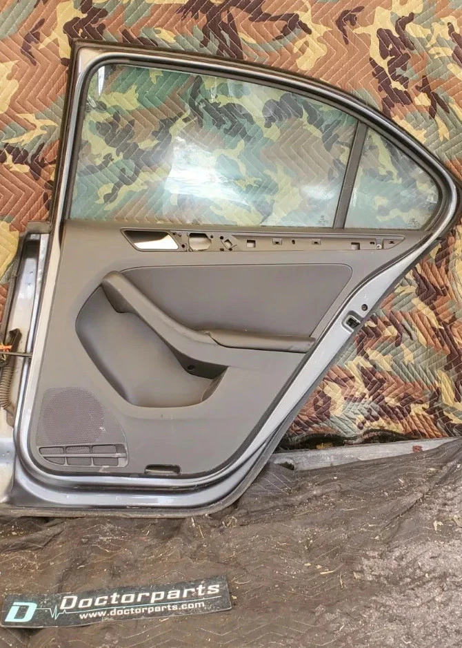 2011-2018 VW Jetta Sedan rear right door Local Pick Up Used Grey Color - Image 2