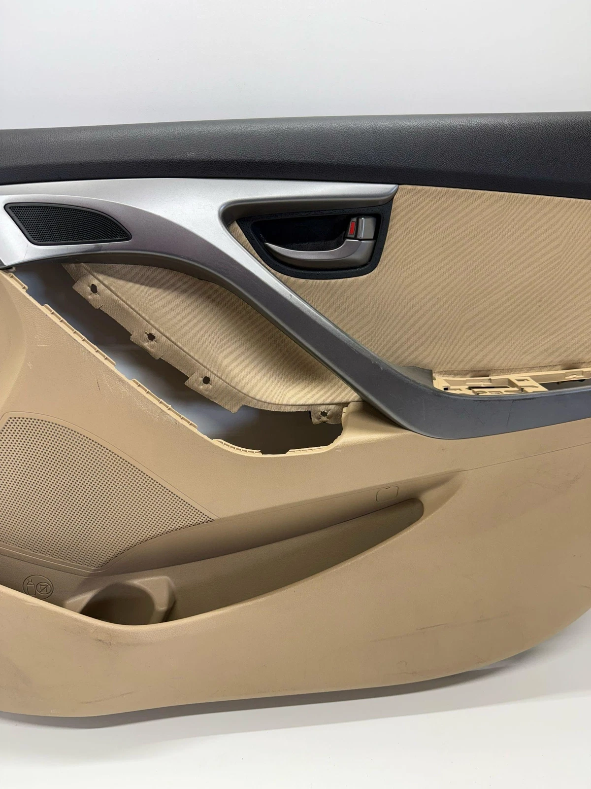 2013 HYUNDAI ELANTRA FRONT RH PASSENGER SIDE DOOR TRIM PANEL OEM - Image 4