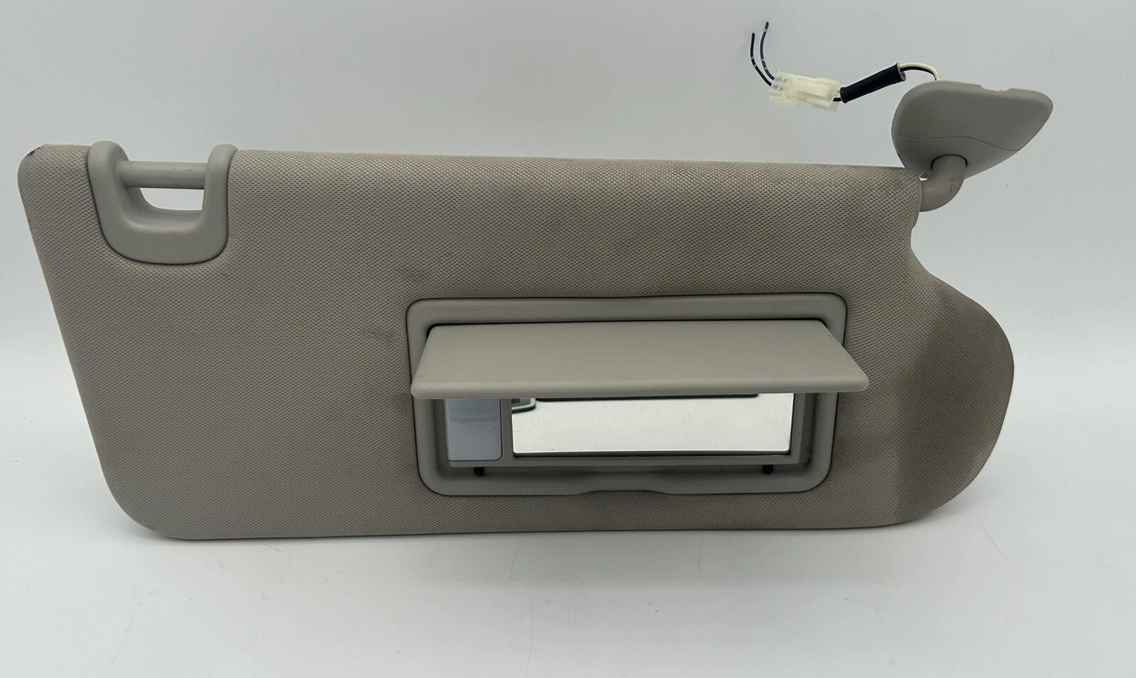 2015-2020 NISSAN MURANO FRONT RIGHT PASSENGER SIDE SUN VISOR SUNVISOR BEIGE OEM - Image 8