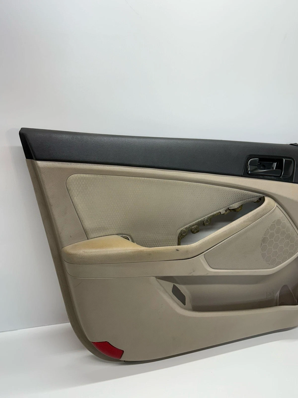 2014 - 2015 OEM KIA OPTIMA FRONT LEFT DRIVER SIDE INTERIOR DOOR TRIM PANEL - Image 4