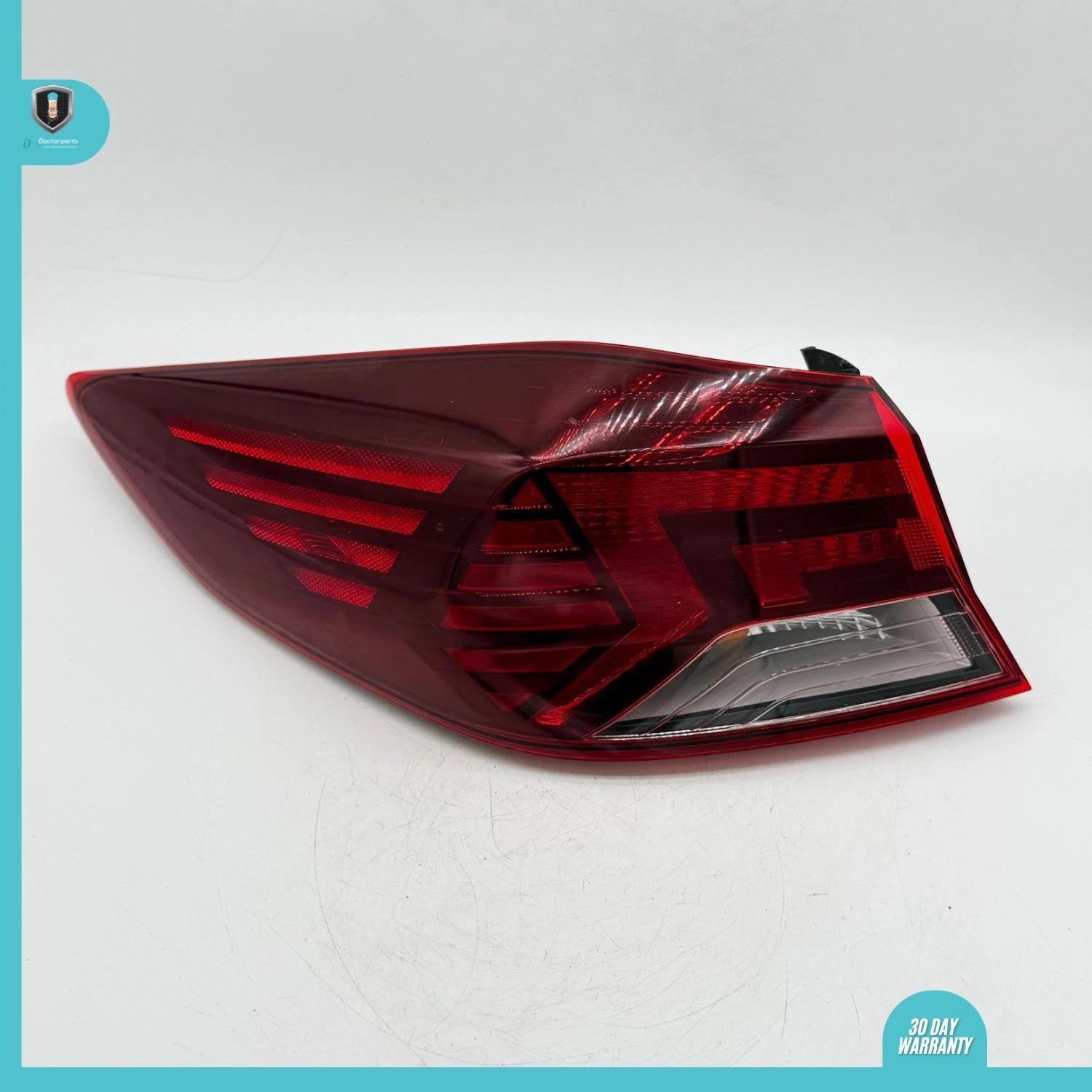 2019- 2020 HYUNDAI ELANTRA LH DRIVER REAR HALOGEN TAIL LIGHT OEM 92401-F3500
