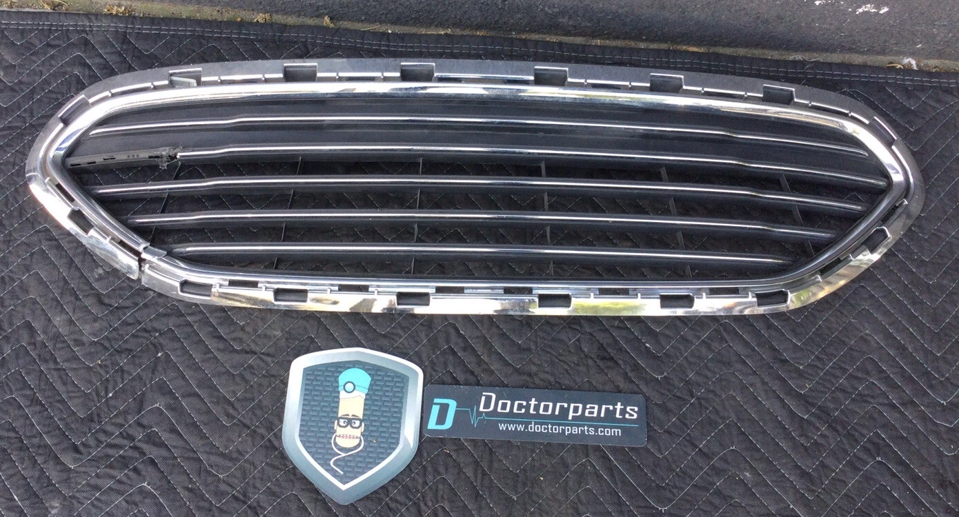 2016-2019 FORD FIESTA FRON UPPER GRILLE USED OEM LOCAL PICKUP - Image 2