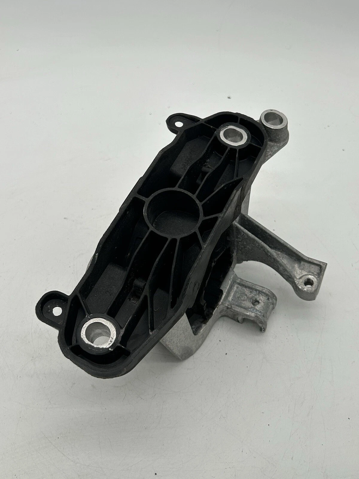 OEM GM Automatic Transmission Mount Left 39037511 Chevrolet Cruze 2016-2019 - Image 12