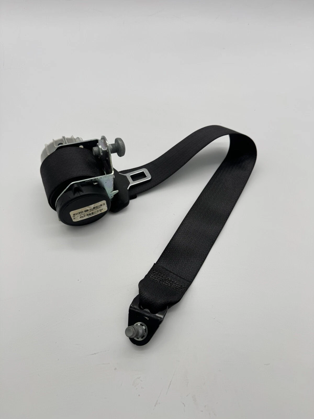 2011-2016 CHEVROLET CRUZE LH LEFT REAR DRIVER SEAT BELT RETRACTOR OEM - Image 3