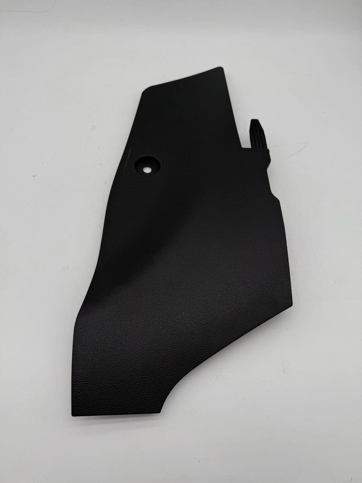 2012-2018 CHEVROLET SONIC LEFT LH CONSOLE PANEL 5046688 OEM - Image 3