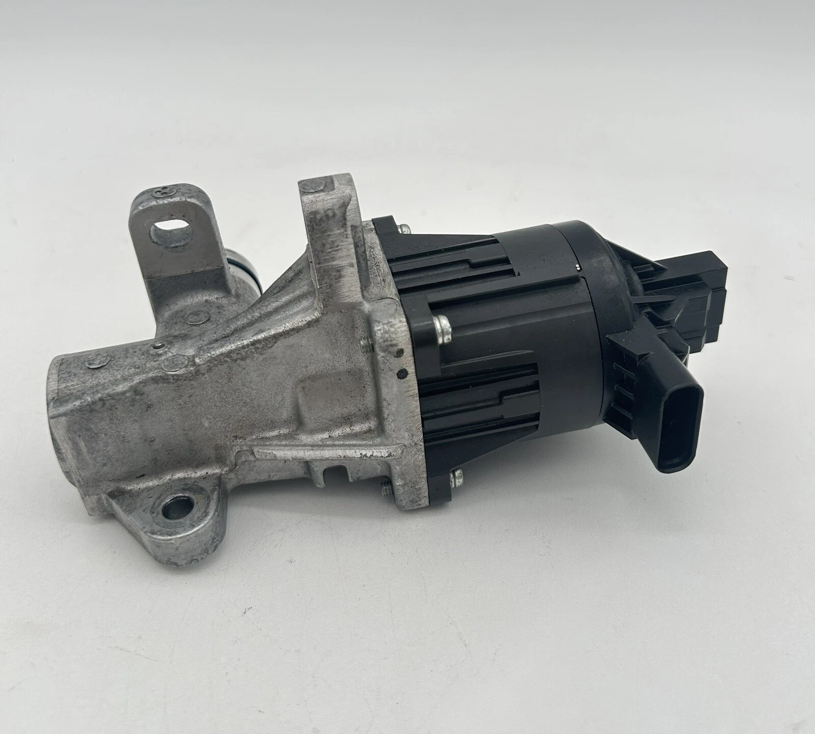 2020 - 2022 FORD EXPLORER 2.3L EXHAUST GAS RECIRCULATION COOLER OEM LB5E9D460AC - Image 5