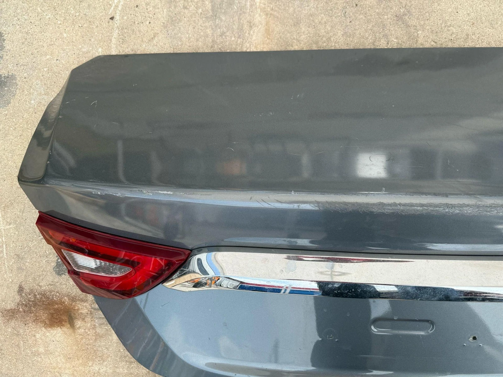 2016-2018 NISSAN MAXIMA REAR TRUNK DECK LID TAILGATE OEM - Image 6