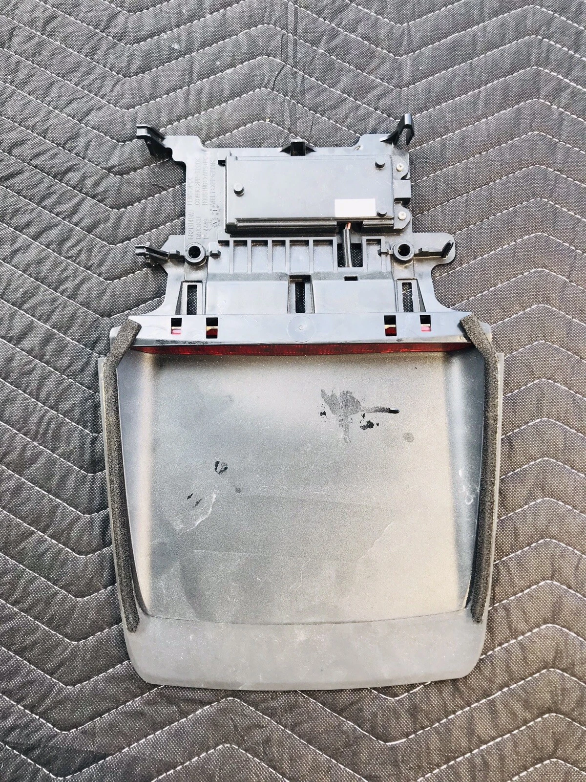 2015 Dodge Charger High Mounted Stop 3rd tail Lamp OEM 68213149AD - Image 2