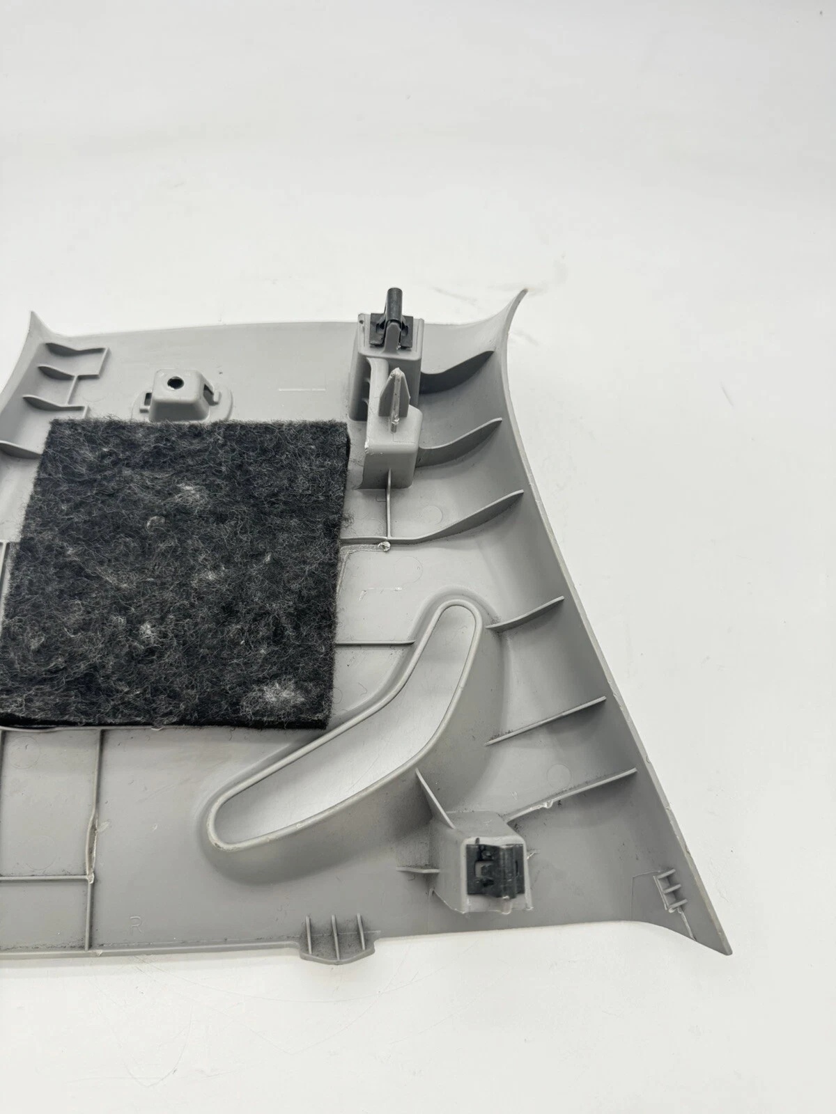 2016 - 2022 Rear Right Quarter Upper Trim Panel 2021 Chevrolet Spark 95408363 - Image 10