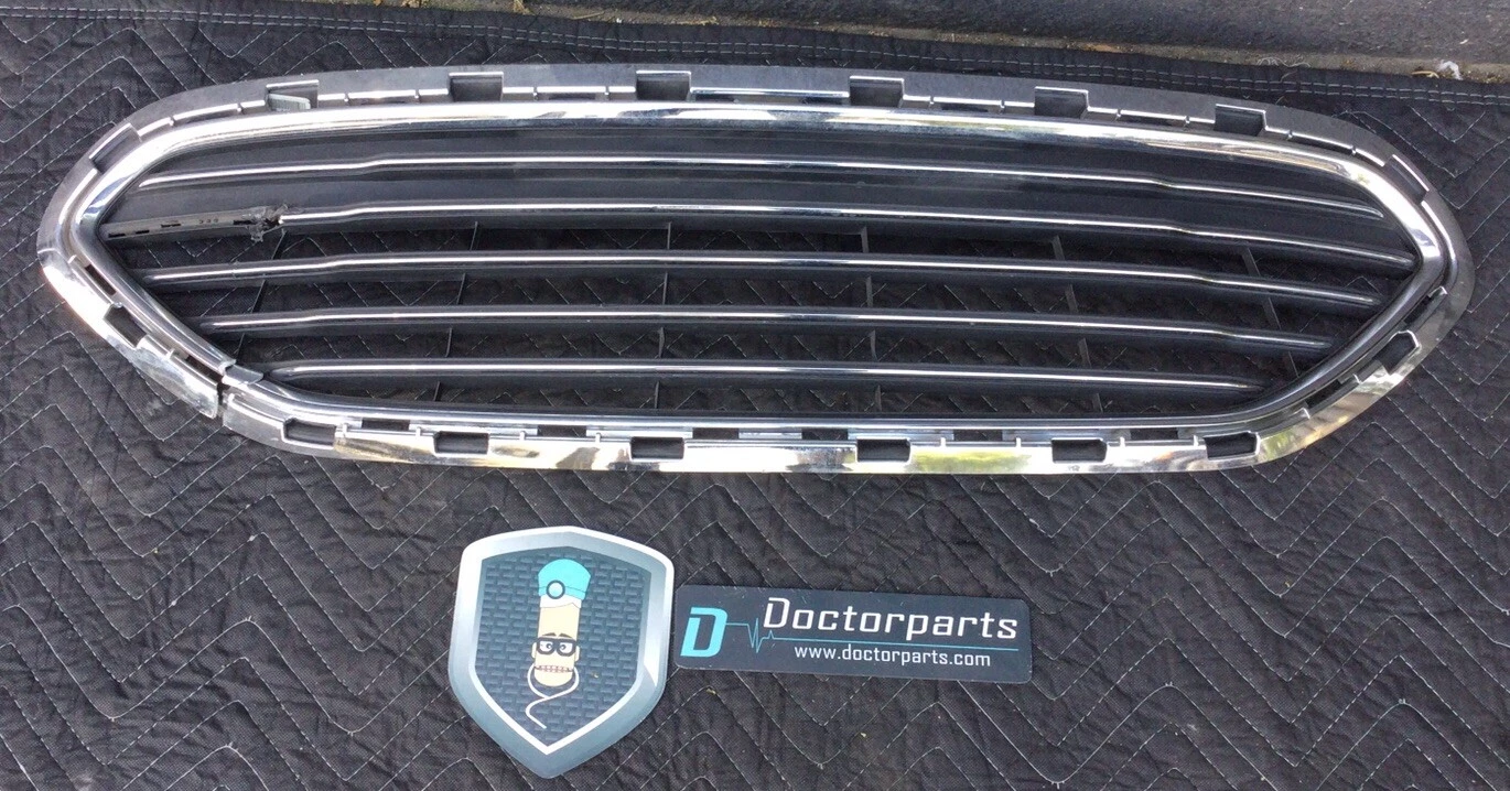 2016-2019 FORD FIESTA FRON UPPER GRILLE USED OEM LOCAL PICKUP