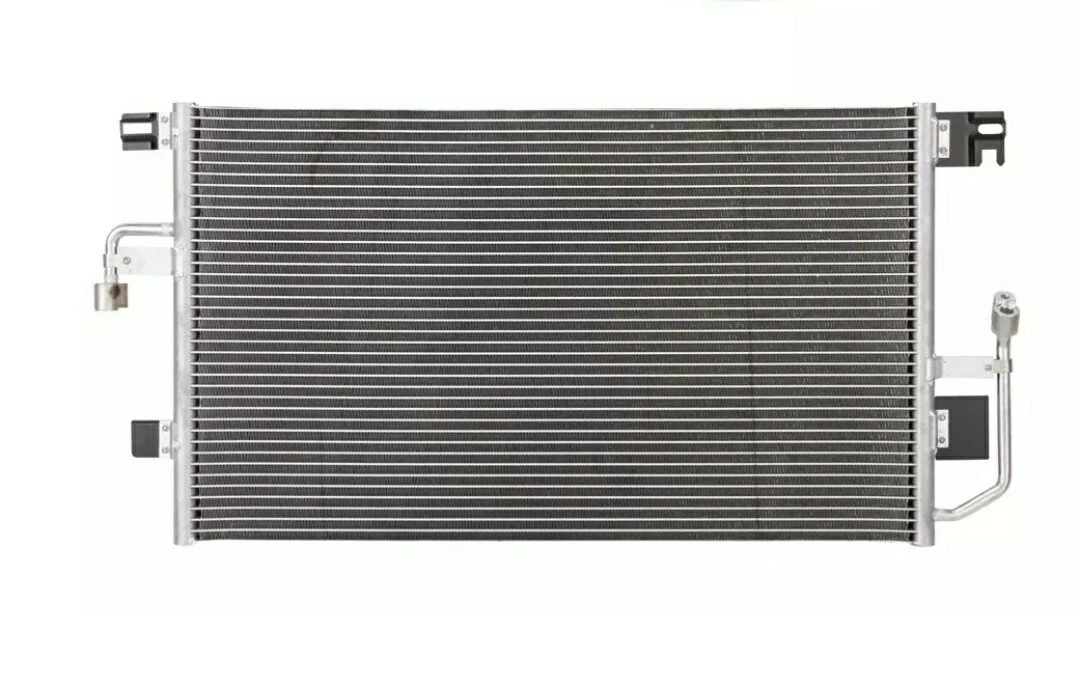NEW GM3030266 A/C CONDENSER FITS 2005-2007 SATURN VUE 15807010