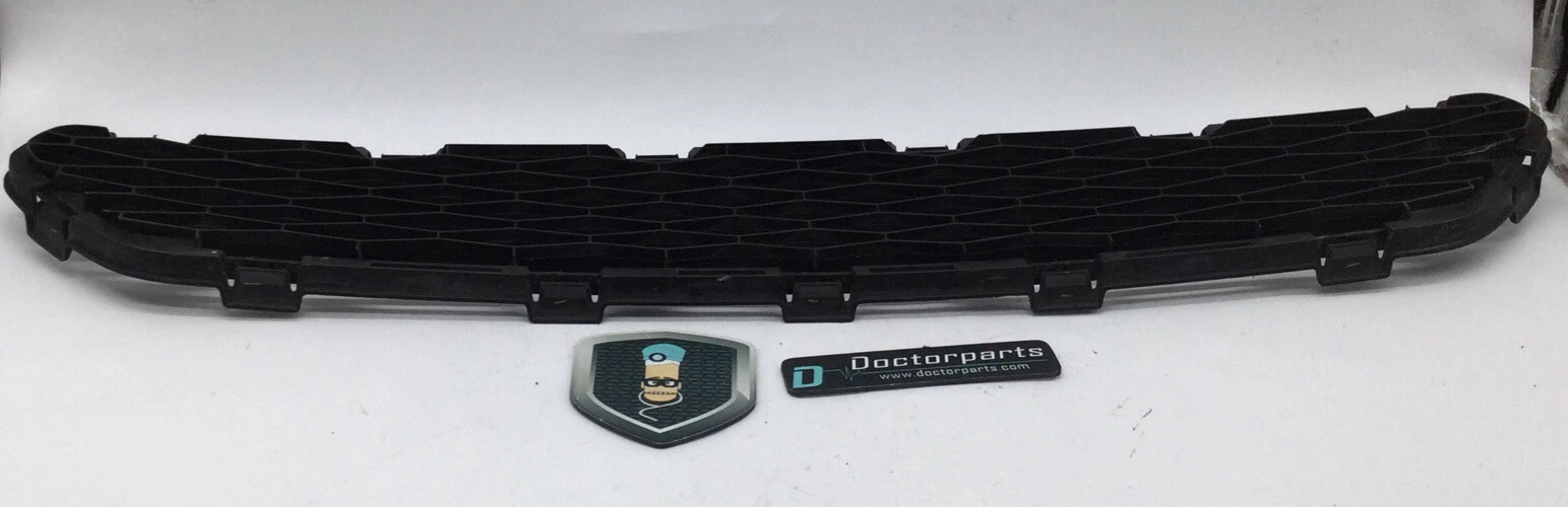 2015-2017 NISSAN ROGUE OEM FRONT BUMPER LOWER GRILLE 622544BA0A USED OEM - Image 3