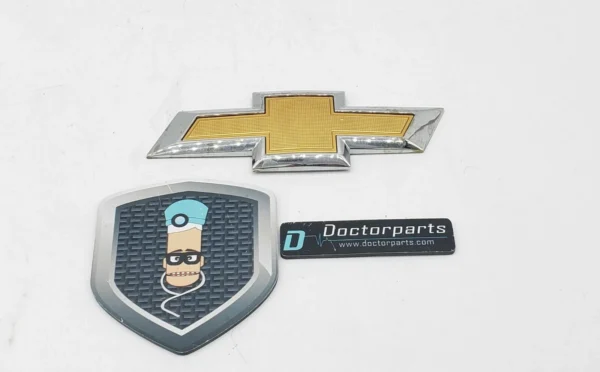 OEM 2016 2017 2018 2019 2020 Chevrolet Malibu Rear / Trunk Bowtie Emblem
