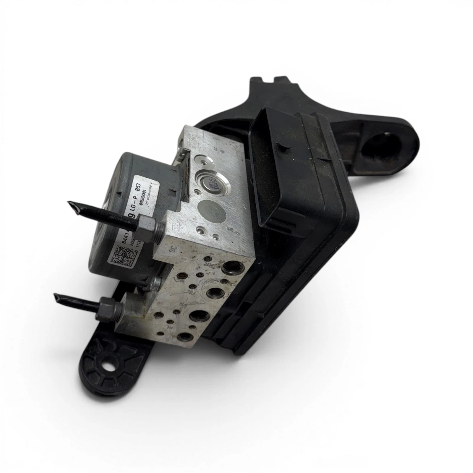 2018-2021 Chevrolet Equinox ABS Anti-Lock Brake Control Module OEM, 84414759 - Image 8