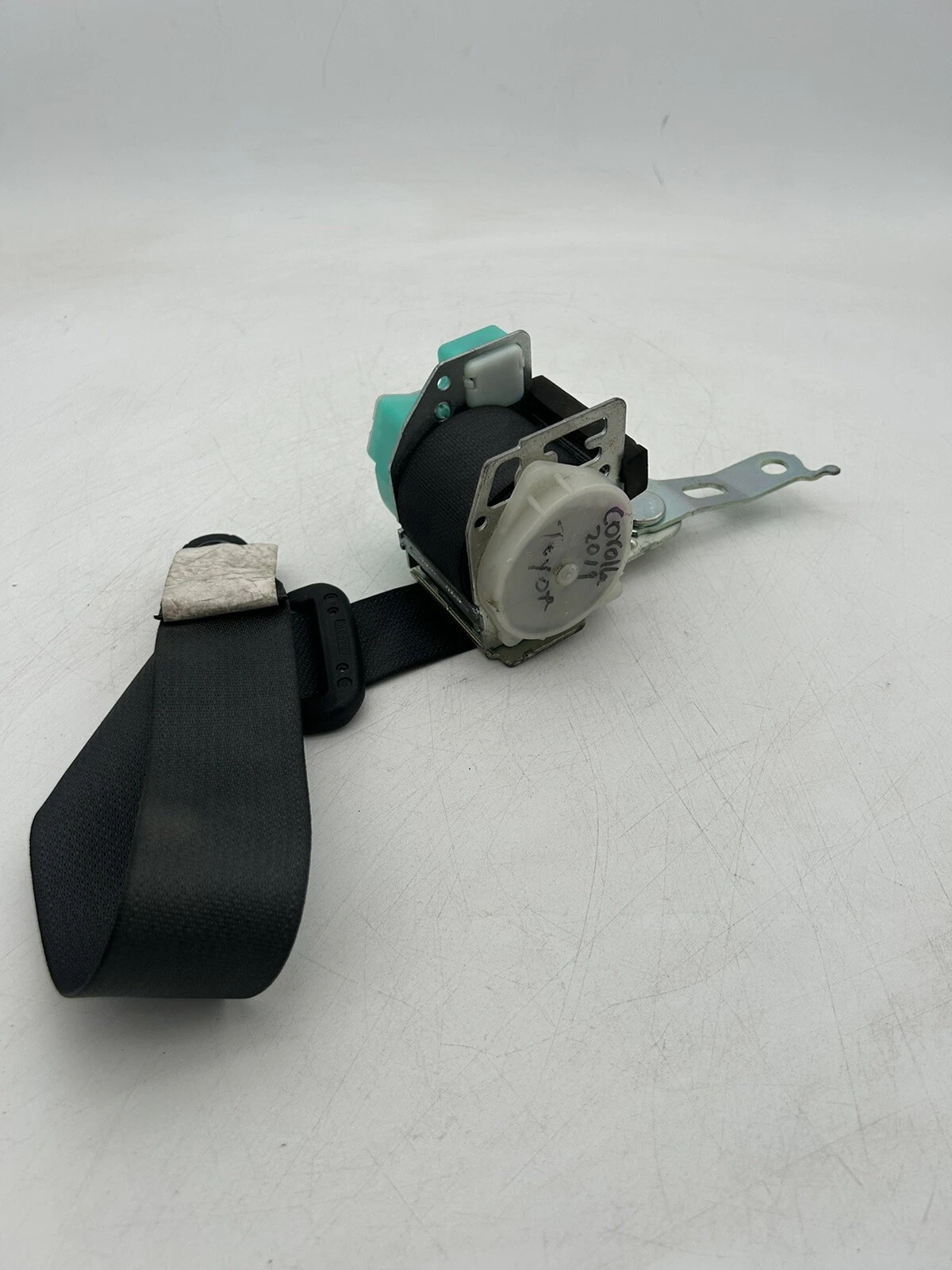 2014-2019 Toyota Corolla 2Nd Row Rear Left Driver Side Seat Belt Retractor Gray - Image 5