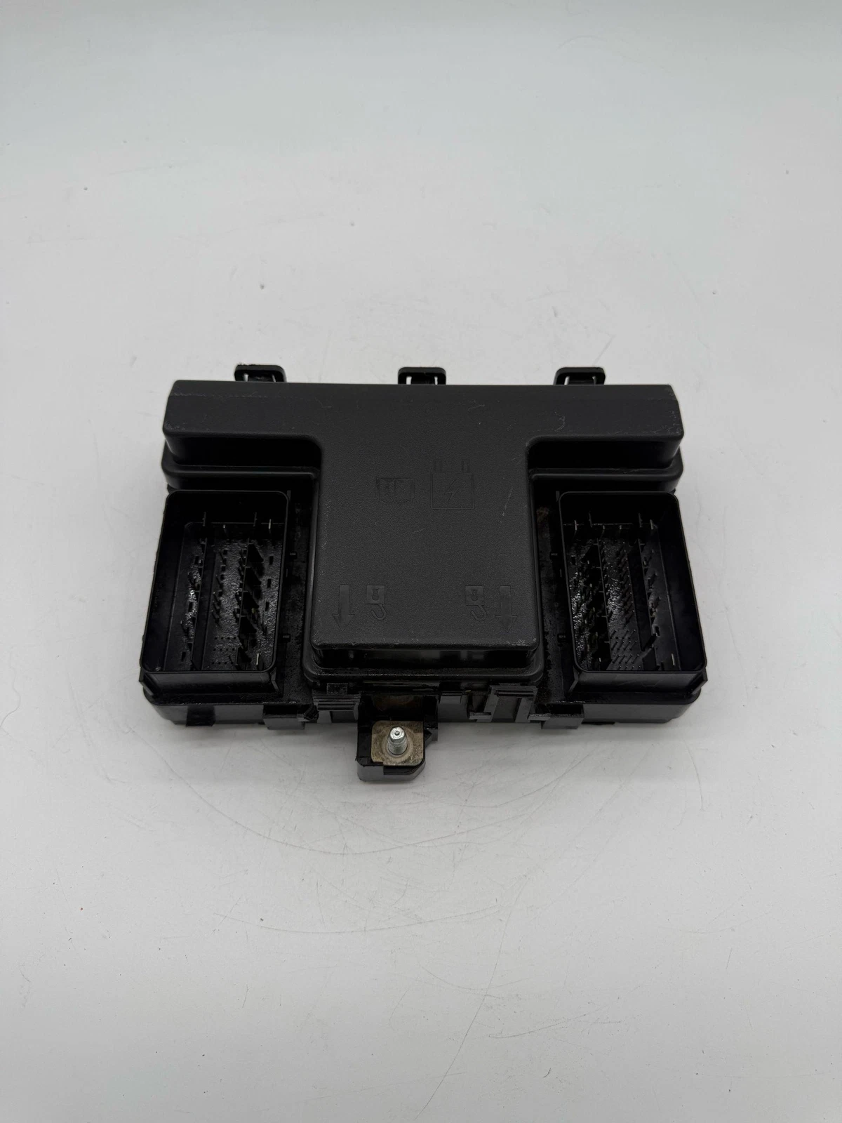 2019-2021 FORD RANGER FUSE BOX KB3T 14D068 DB OEM - Image 2