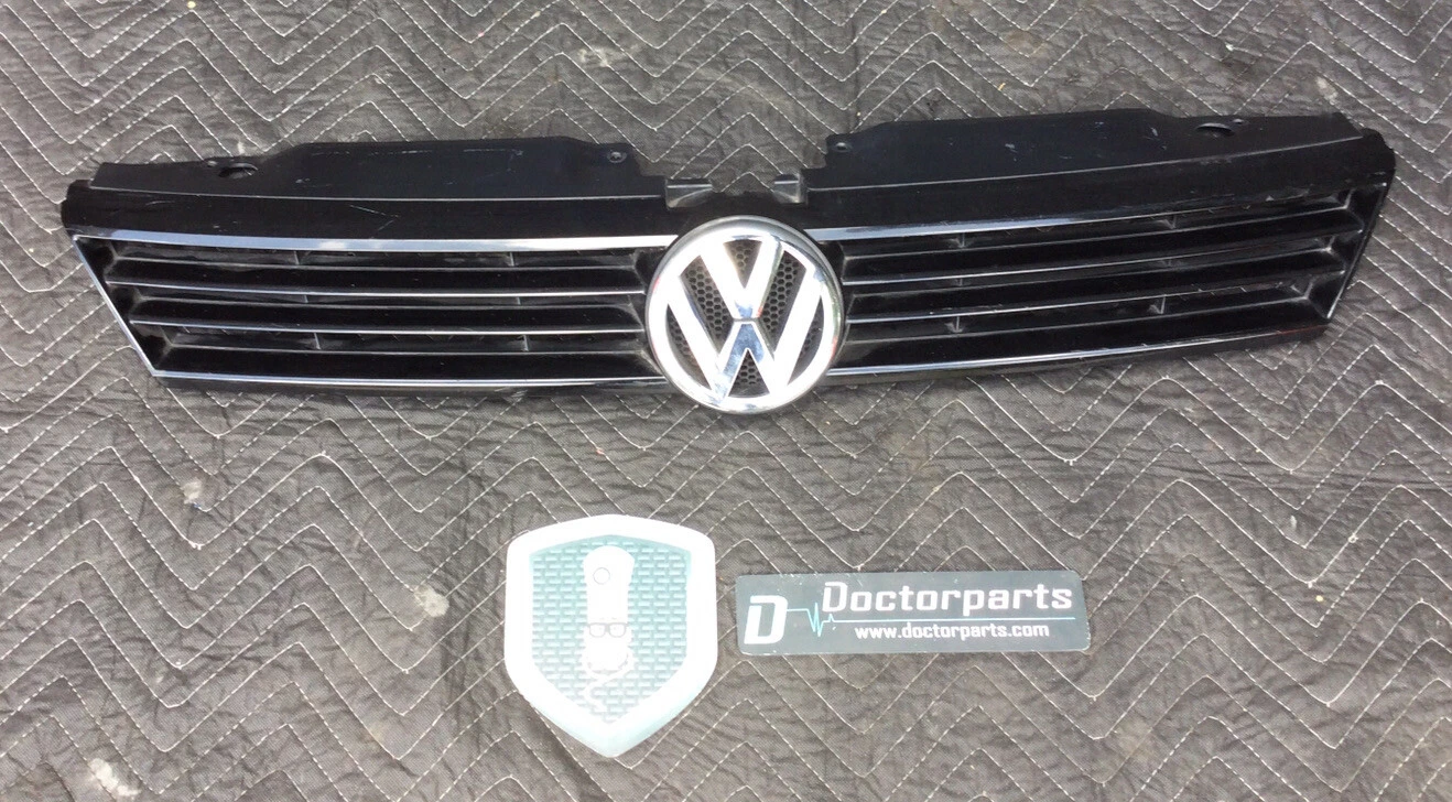 2011-2014 VOLKSWAGEN JETTA FRONT BUMPER RADIATOR GRILLE USED OEM LOCAL PICKUP - Image 2