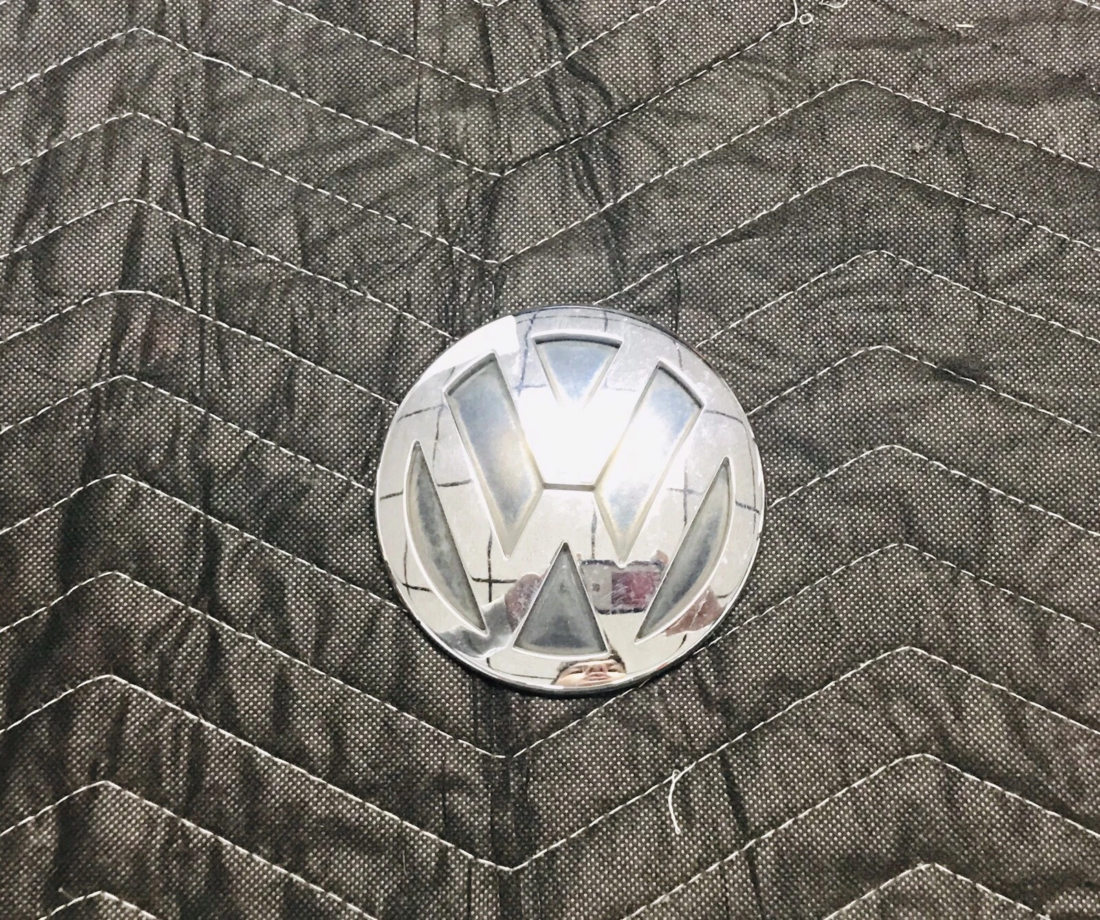 Trunk Emblem Badge Logo 05-10 VW Jetta MK5 Sedan - 1K5 853 630 - Genuine