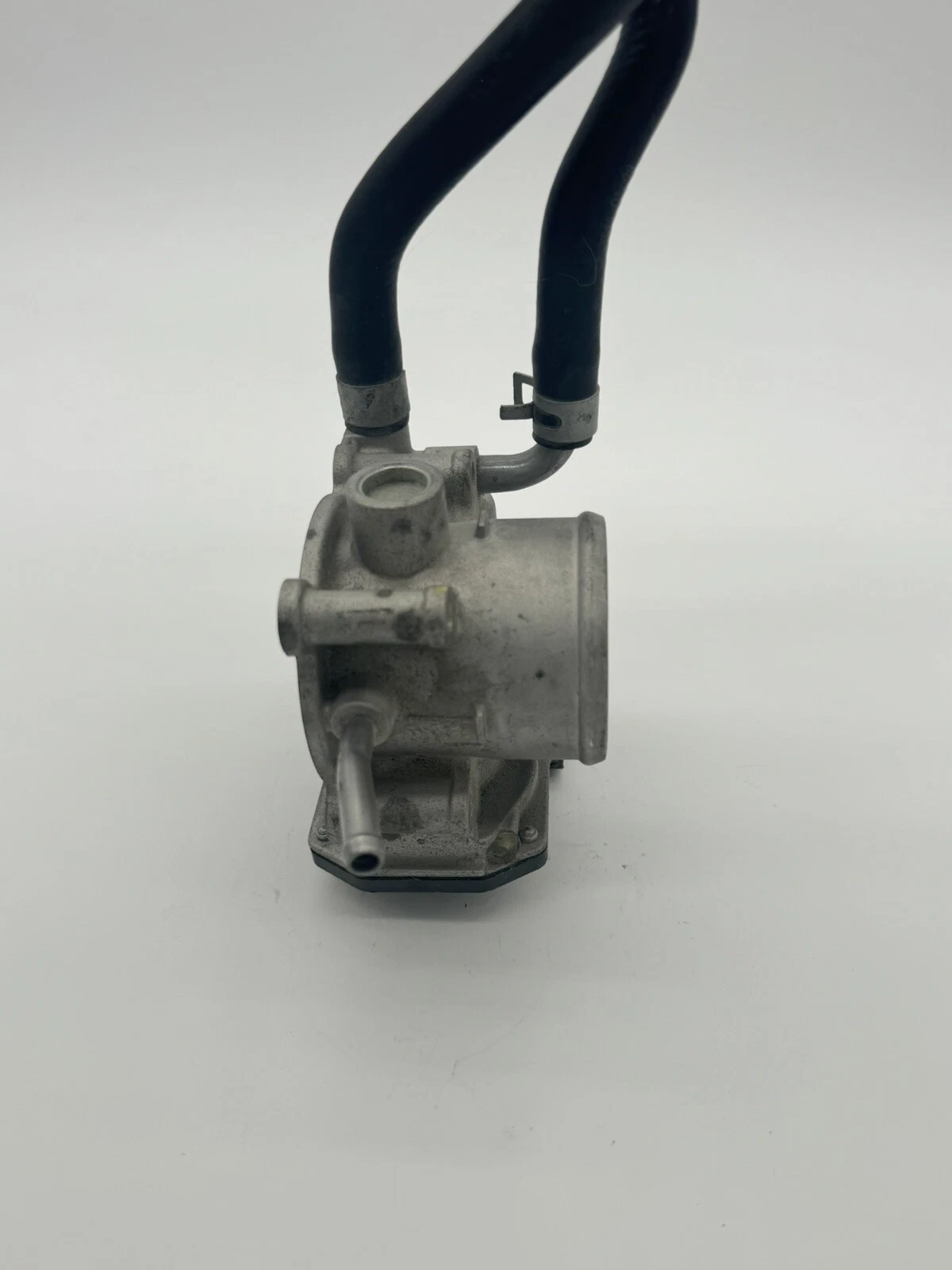 2012 HYUNDAI ACCENT 1.6L THROTTLE BODY OEM 351002B300 - Image 5
