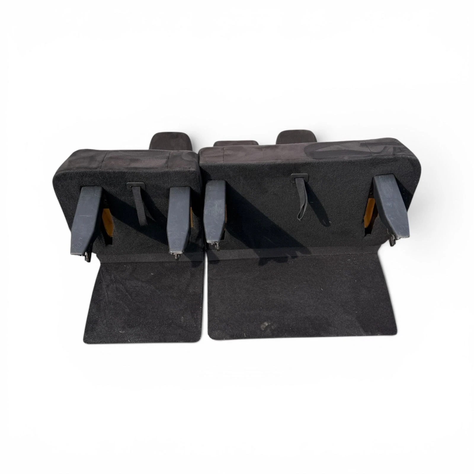 2011-18 Dodge Grand Caravan Complete Rear Seat Assembly (3rd row) Cloth - Image 4