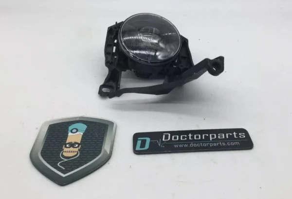 2015-2017 FORD MUSTANG LED FOG LIGHT LAMP PASSENGER SIDE RH USED OEM MATCH
