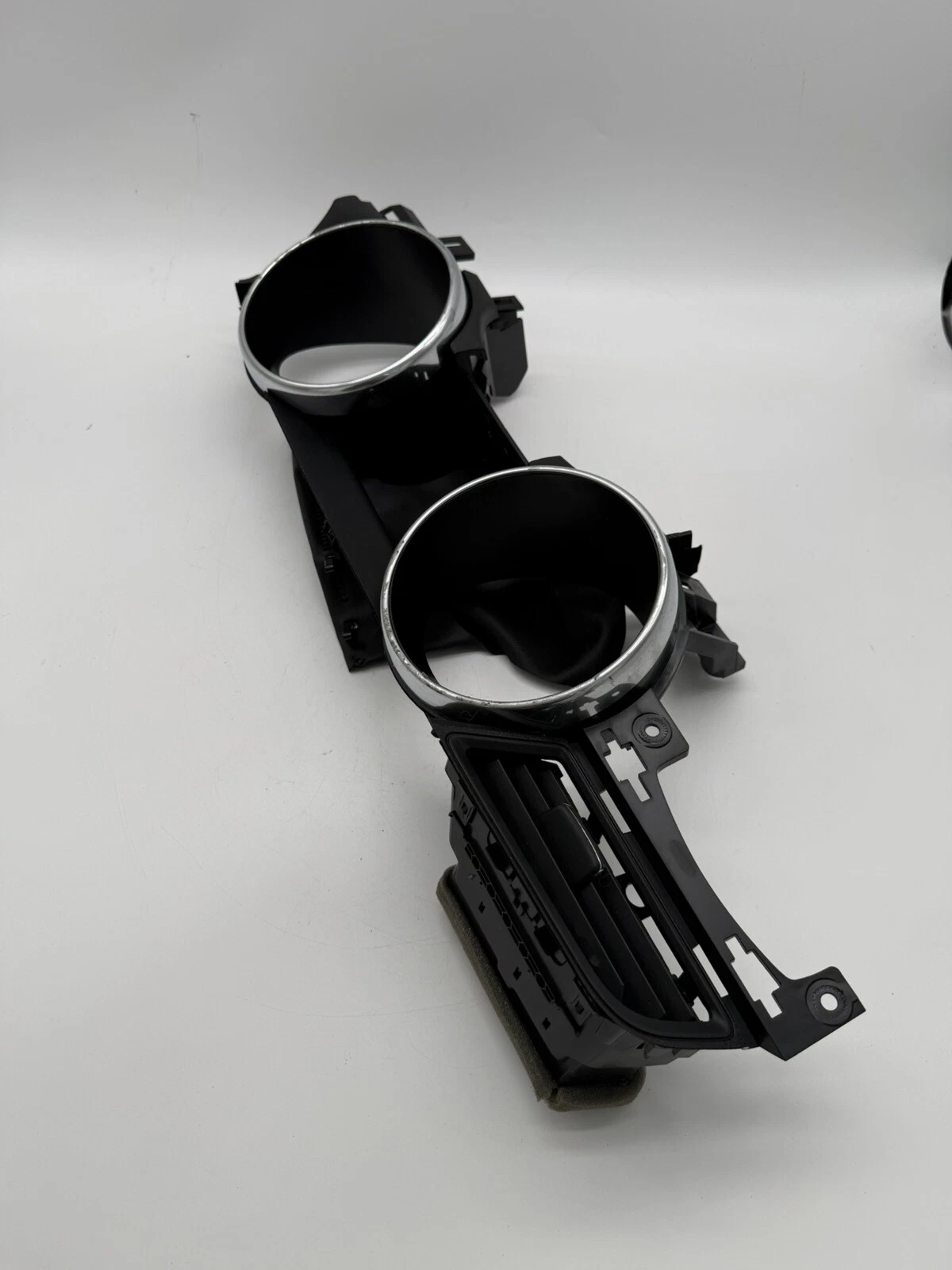 2018 - 2023 FORD MUSTANG RWD DASH LEFT AIR VENT SPEEDOMETER BEZEL OEM BLACK - Image 9