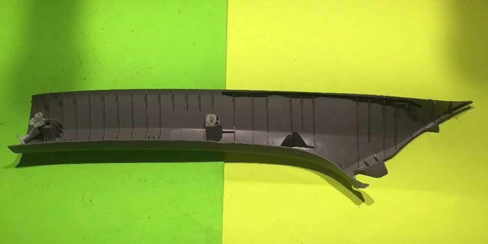 TOYOTA OEM 15 - 17 Camry Interior-Windshield Pillar Trim Right 6221006130B0 - Image 2