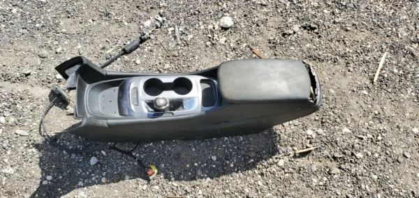 2019 CHEVROLET MALIBU CENTER CONSOLE FLOOR SHIFTER OEM