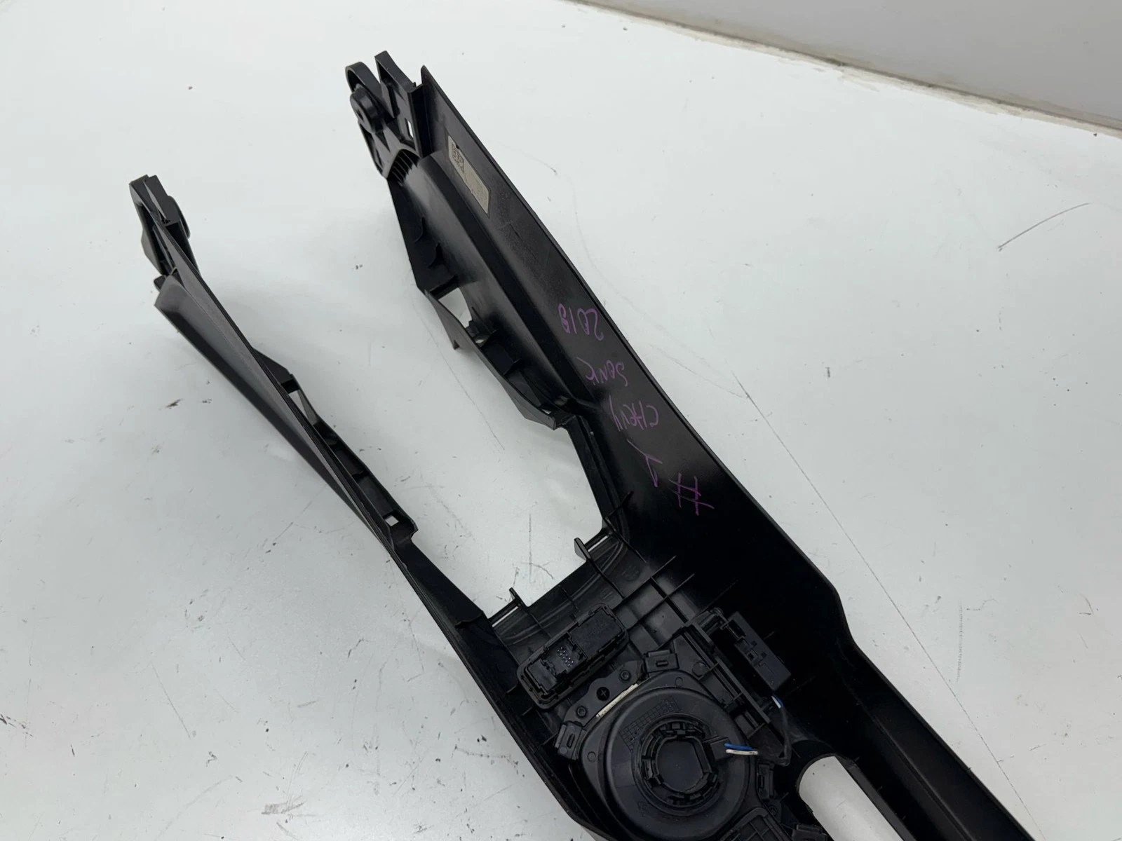 2017-2020 CHEVROLET SONIC CENTER CONSOLE BASE 42532293 SEDAN OEM - Image 10