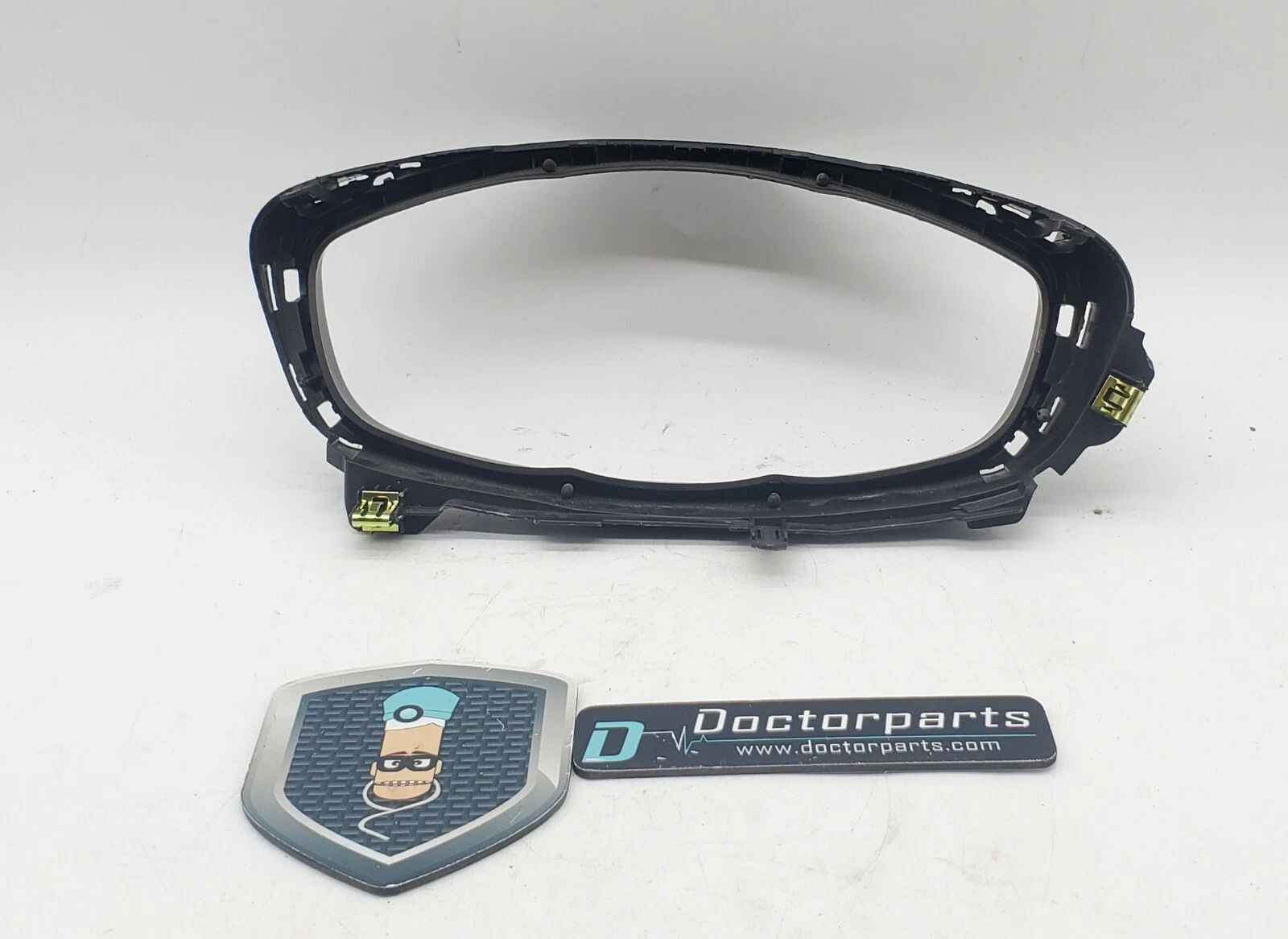 CHEVY SPARK 18 19 20 SPEEDOMETER CLUSTER BEZEL 95363803 - Image 2