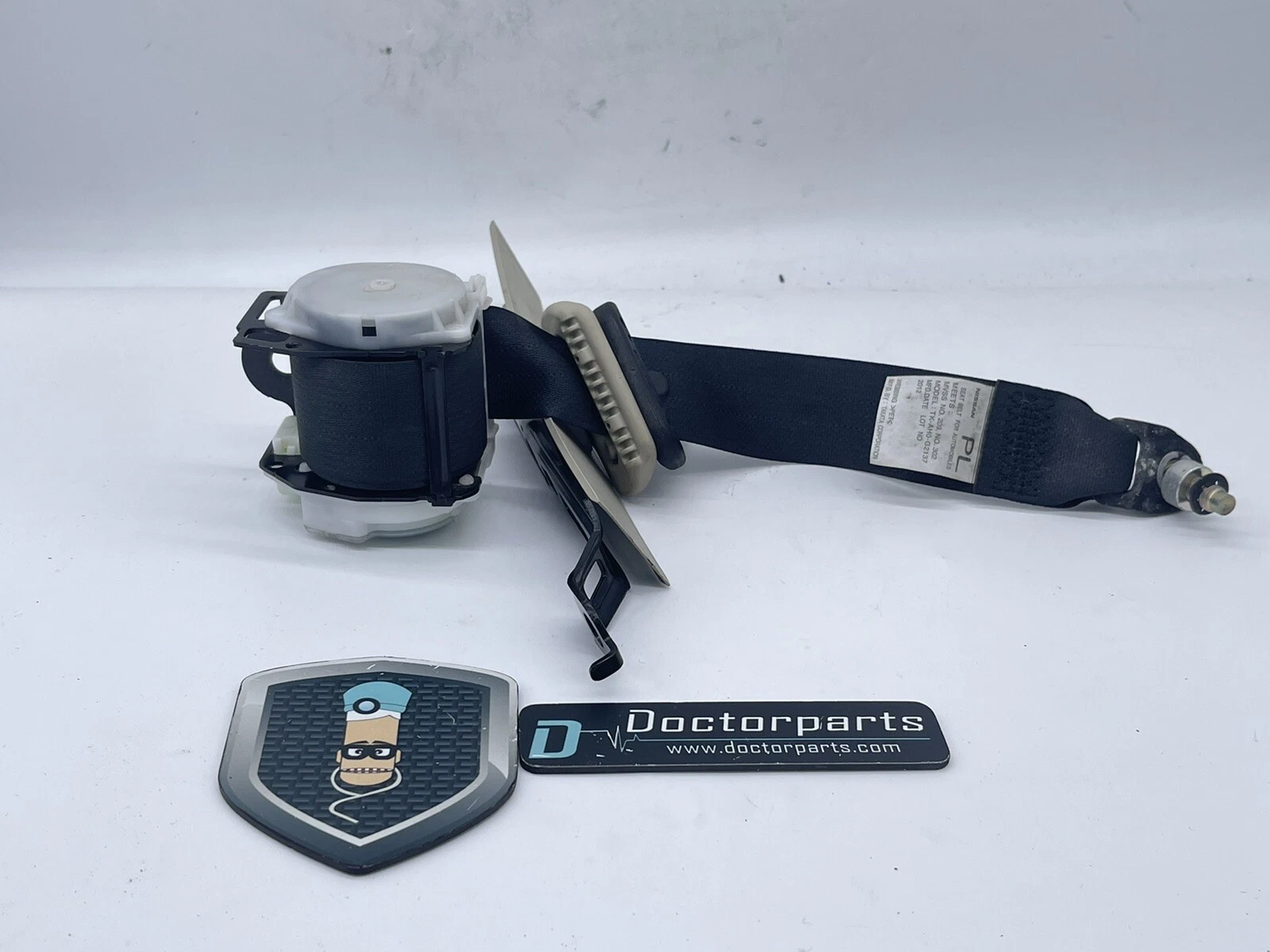 NISSAN MURANO CROSSCABRIOLET LEFT SEAT BELT RETRACTOR OEM 2011 - 2014 - Image 2