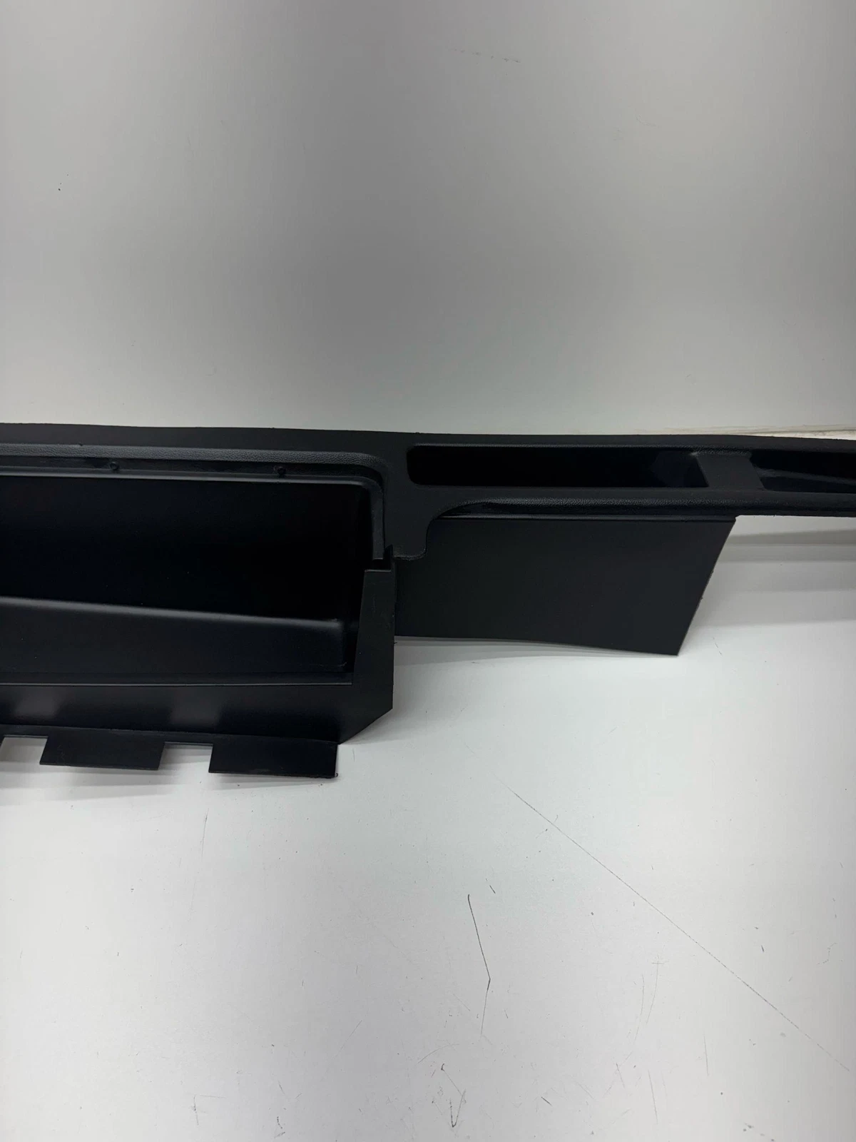 2020 - 2023 FORD EXPLORER TRUNK LEFT SIDE TRIM COVER PANEL OEM LB5BS312A06 - Image 4