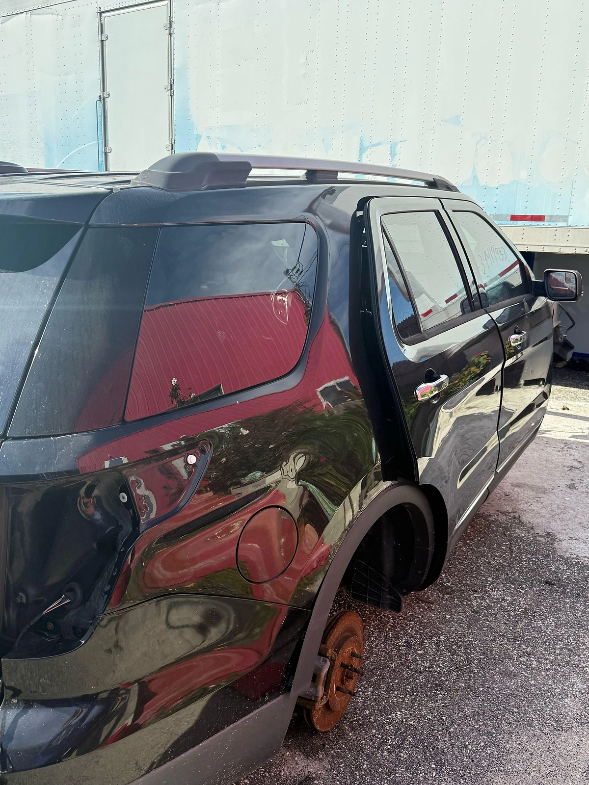 2014 FORD EXPLORER LIMITED FRONT DRIVER SIDE DOOR LH (MIRROR NOT INCLUDED) - Image 8
