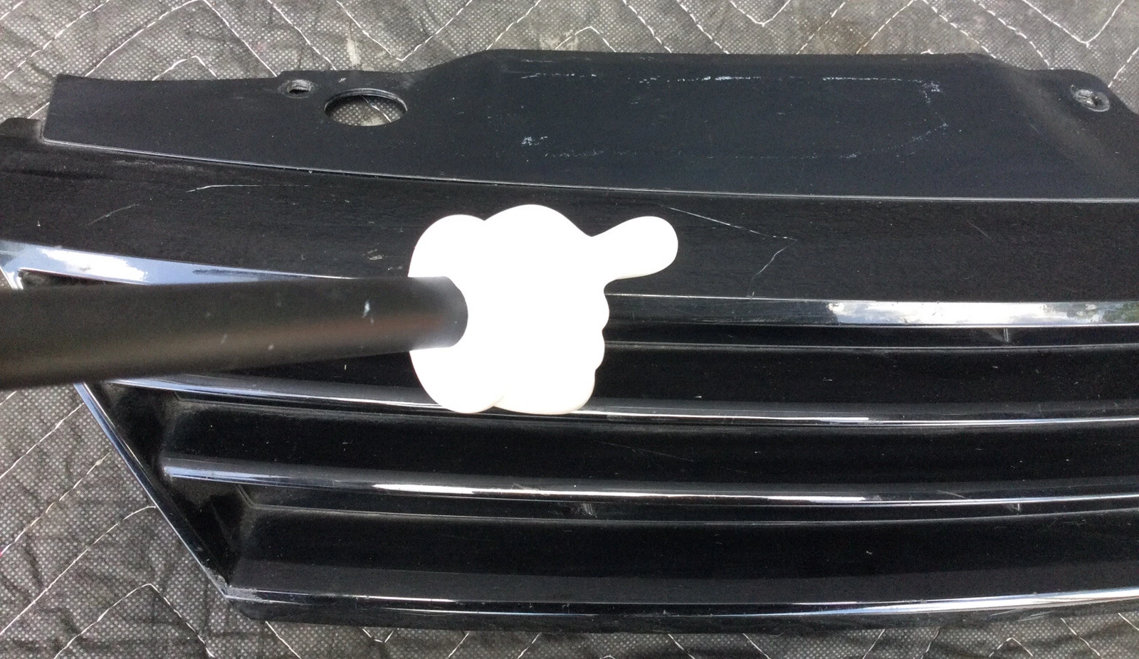2011-2014 VOLKSWAGEN JETTA FRONT BUMPER RADIATOR GRILLE USED OEM LOCAL PICKUP - Image 6