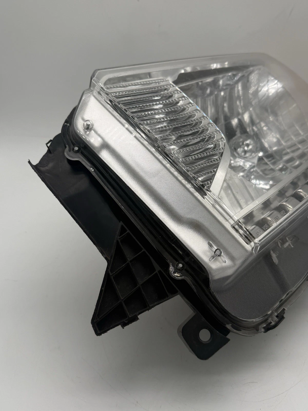 LH 2014-2017 TOYOTA TUNDRA HEADLIGHT ASSEMBLY OEM LEFT DRIVER SIDE 93710809 - Image 9