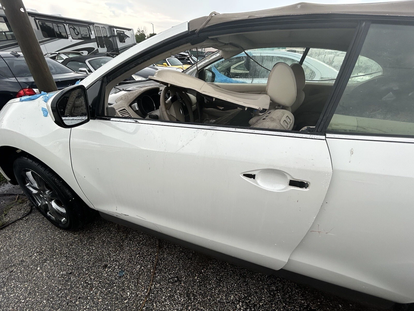 2014 Nissan Murano Crosscabriolet Front Left Driver Door Shell White
