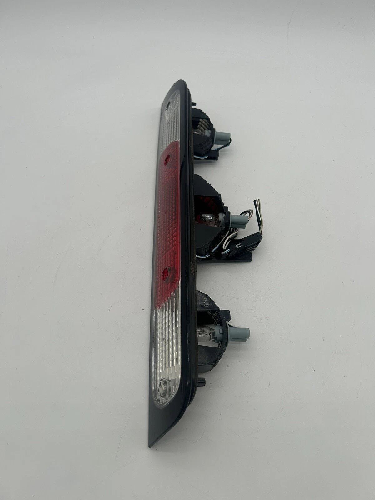 2019-2023 DODGE RAM 1500 REAR CENTER TAIL LIGHT OEM PART NUMBER P68298380AE - Image 5