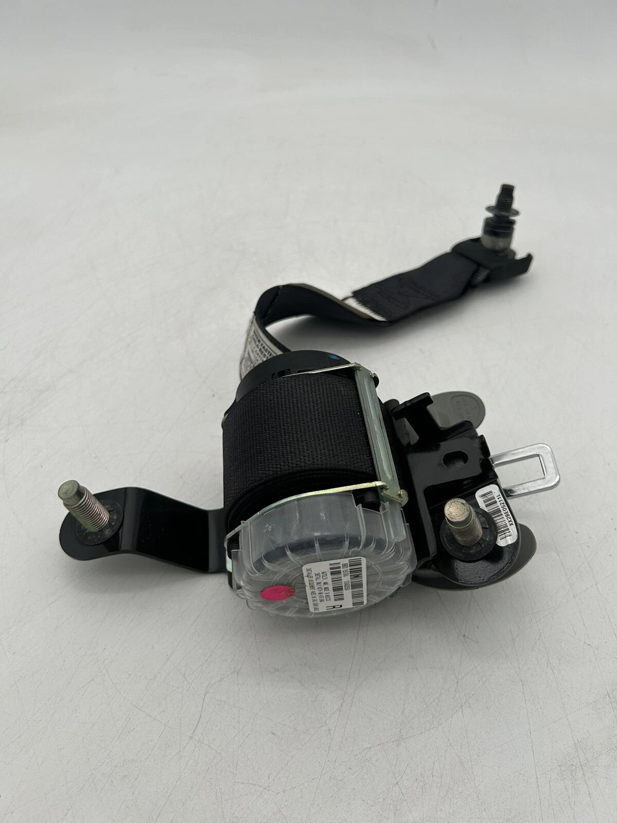 OEM Right Rear 2nd Row Seat Belt Retractor for 2012 Kia Sorento EX 3.5L OEM - Image 4
